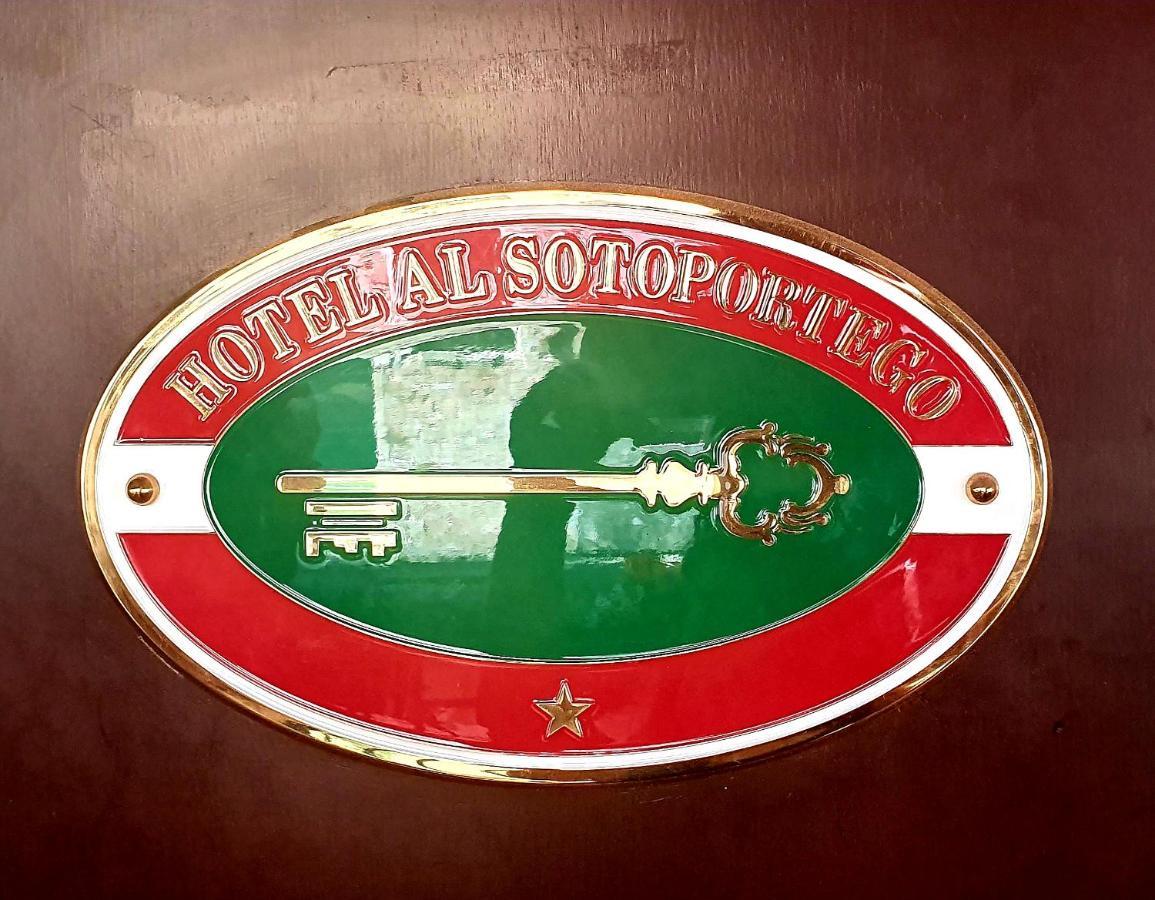 Hotel Al Sotoportego Veneza Exterior foto
